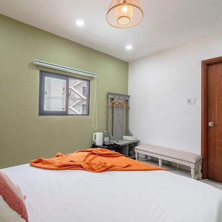 הו צ'י מין סיטי Amila Nguyen Hue Hotel By Sazi מראה חיצוני תמונה