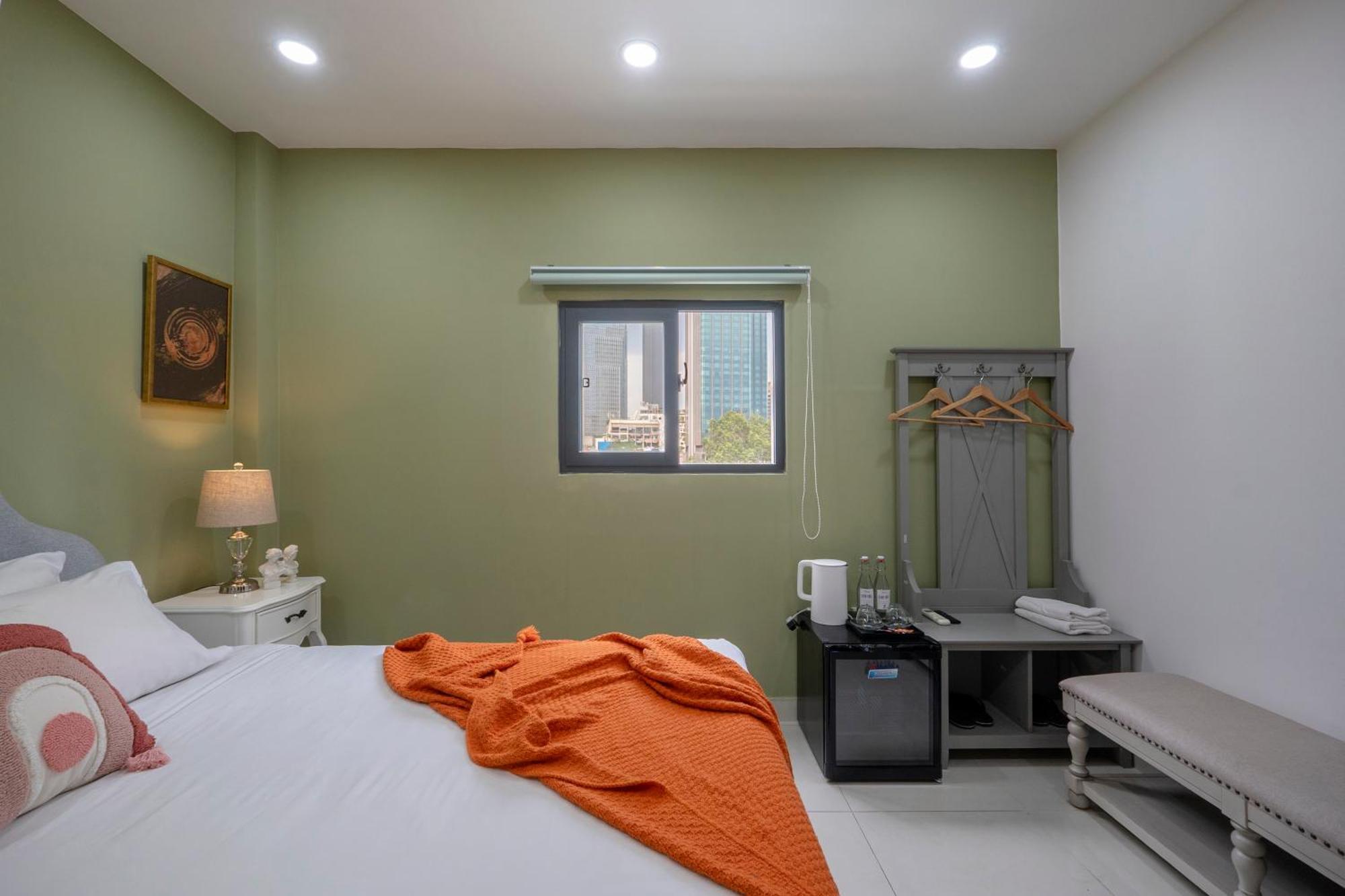 הו צ'י מין סיטי Amila Nguyen Hue Hotel By Sazi מראה חיצוני תמונה